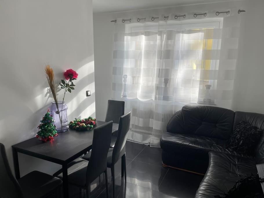 Apartment In Wien Mariahilferstrasse/Schwendermarkt Luaran gambar